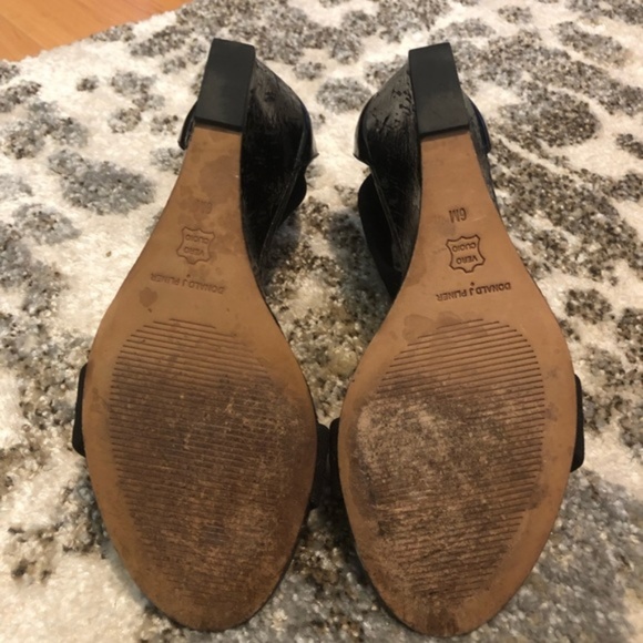 Donald J Pliner Women's Black Palo Wedge Sandal 6 - Picture 3 of 5